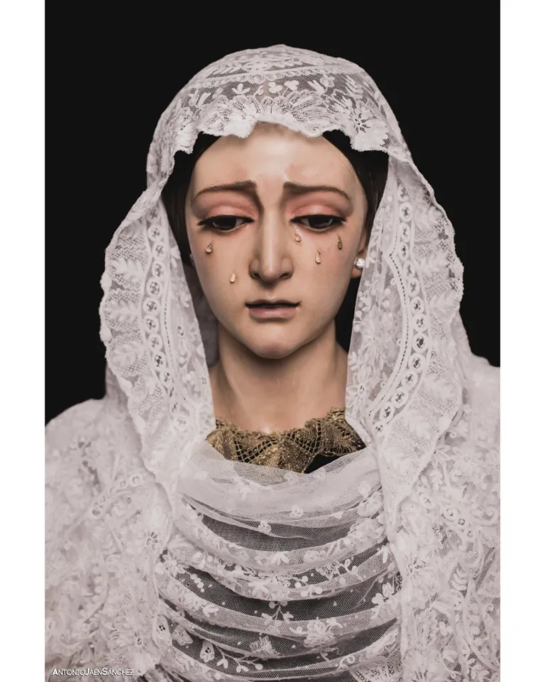 Restauración de Ntra. Sra. de la Amargura